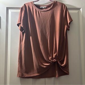 Green Envelope Knot-Front Short Sleeve Tee - Rust